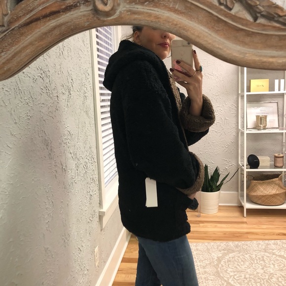 1 LEFT • Reversible Sherpa Hoodie Jacket - Picture 2 of 4